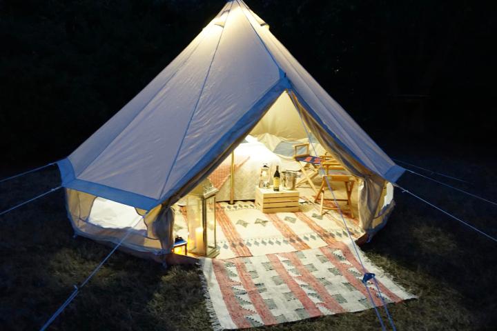 Backyard-Glamping-image-3