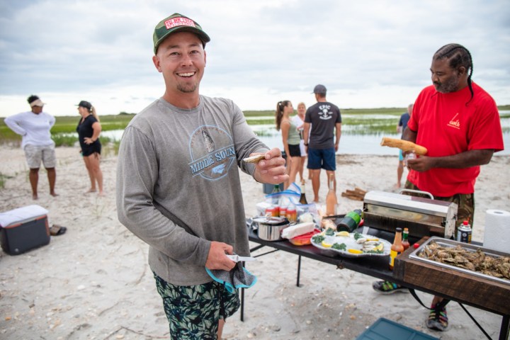 Masonboro-Oyster-Farm-Tour-Tasting-image-5