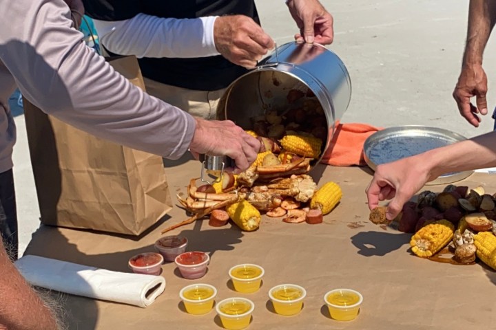 Steam-Pot-Seafood-Boil-Excursion-image-5